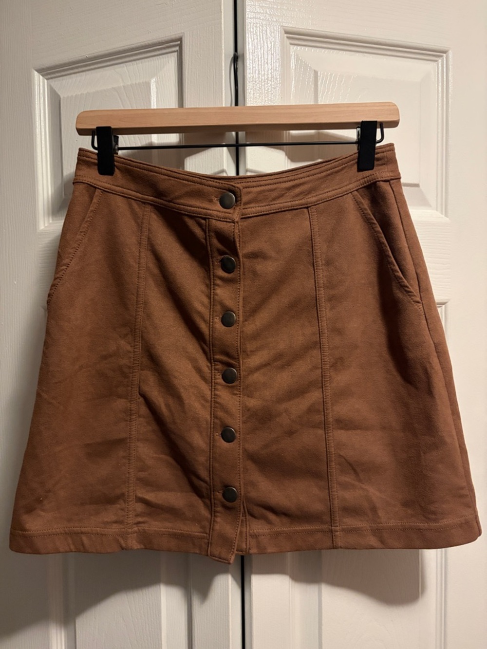 14th & Union Brown Button-Front Suede Skirt with pockets